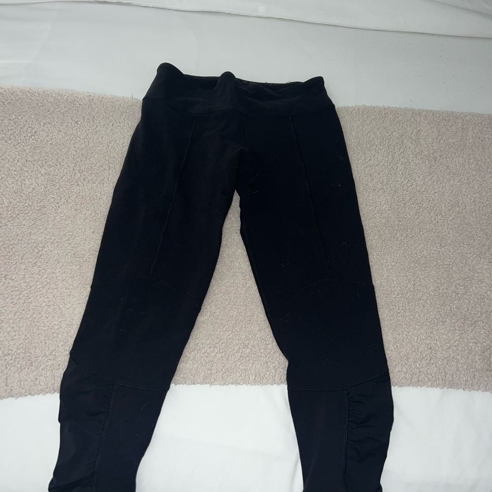 Black ruched lulu leggings